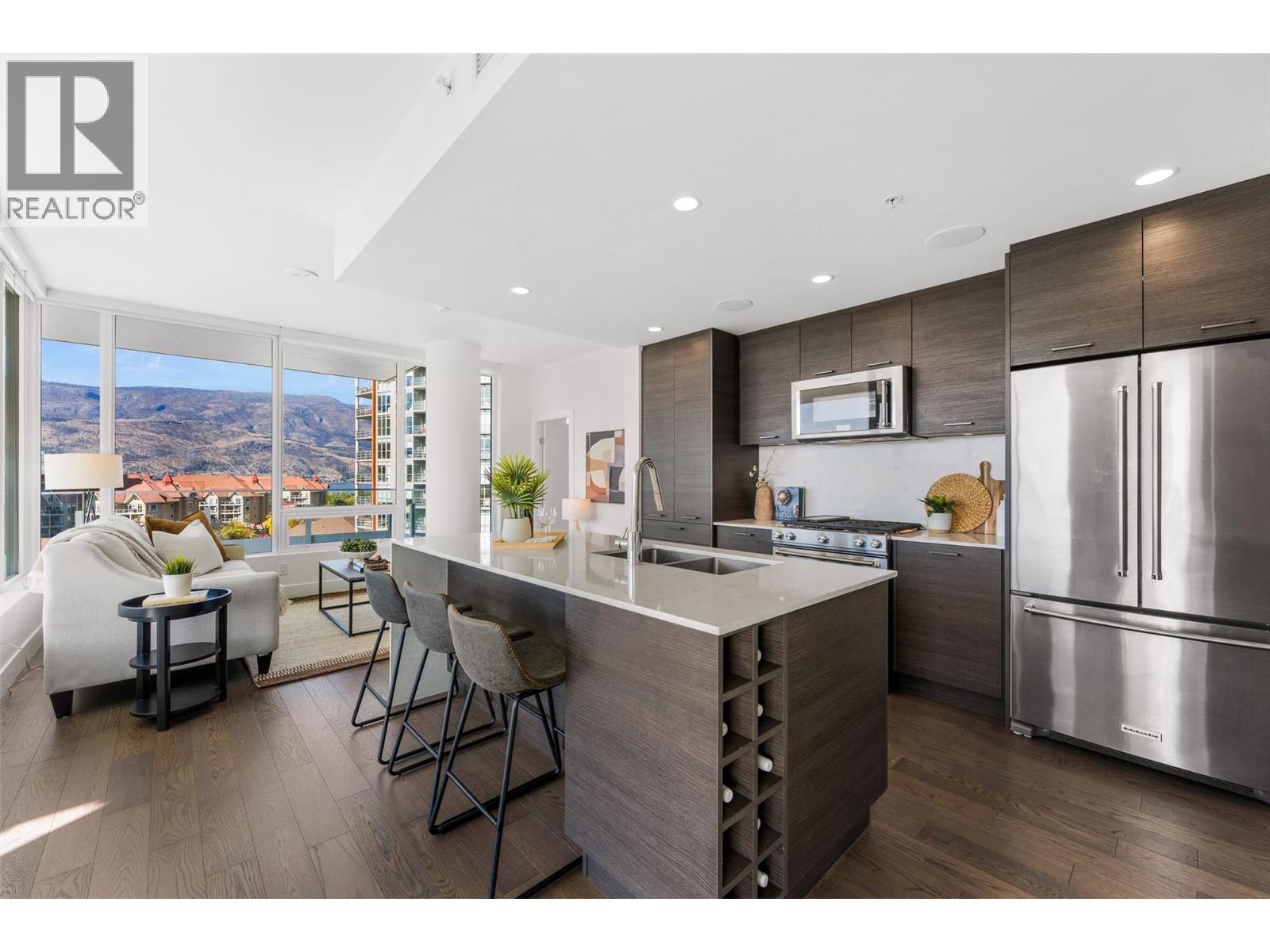 1181 Sunset Drive Unit# 807