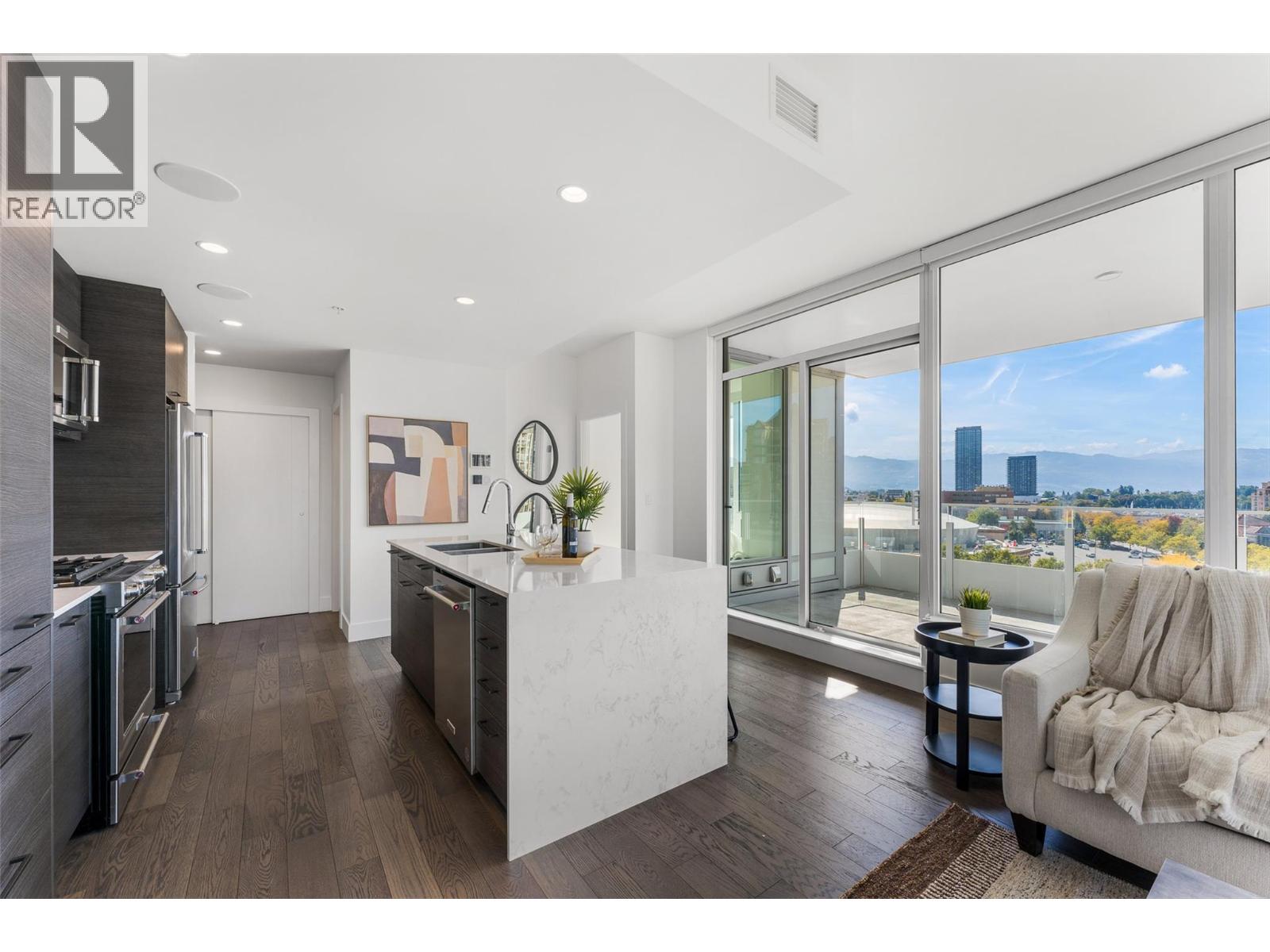 1181 Sunset Drive Unit# 807
