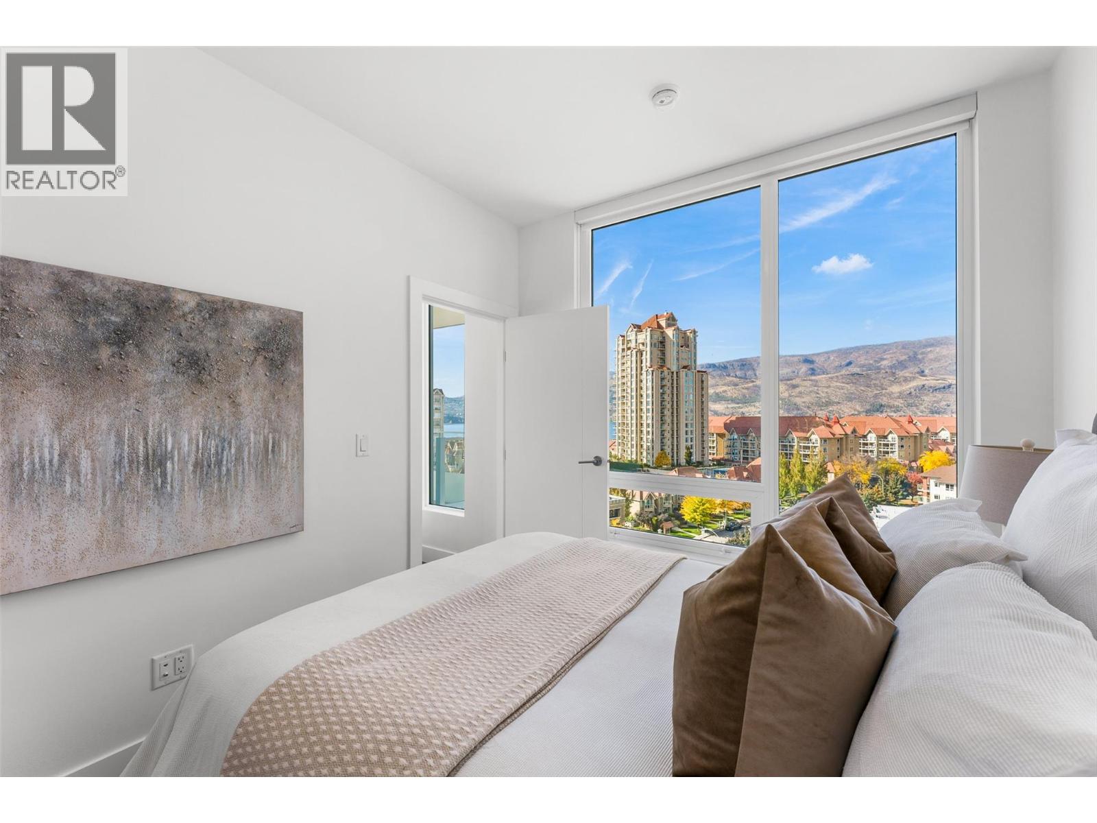 1181 Sunset Drive Unit# 807