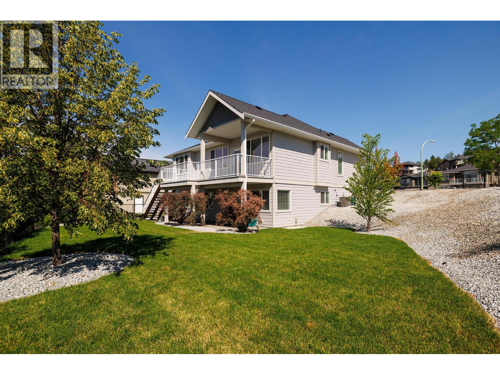 3207 Shetland Road