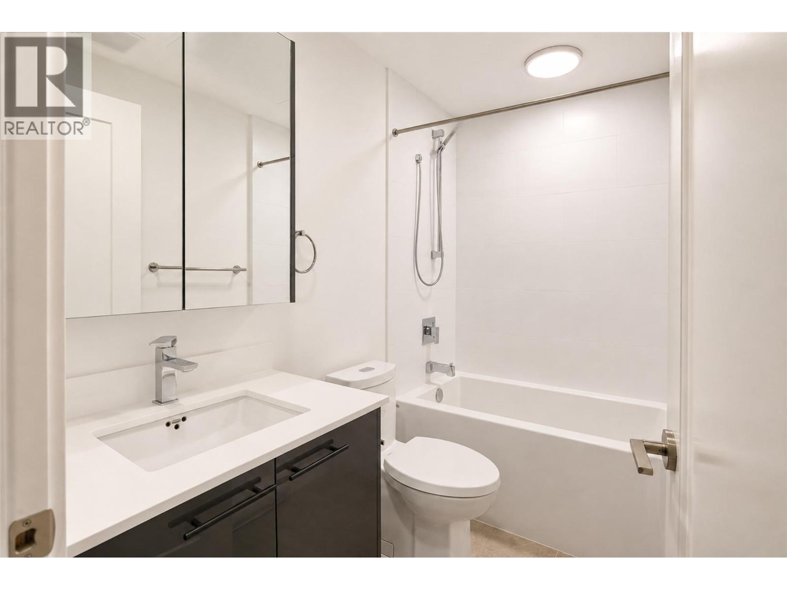 1380 Pridham Avenue Unit# 310