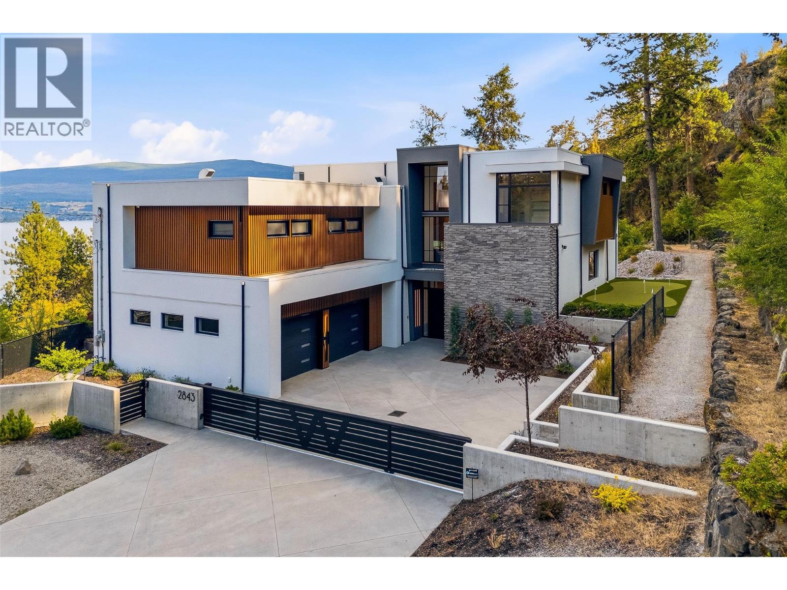 2843 Lakeridge Road