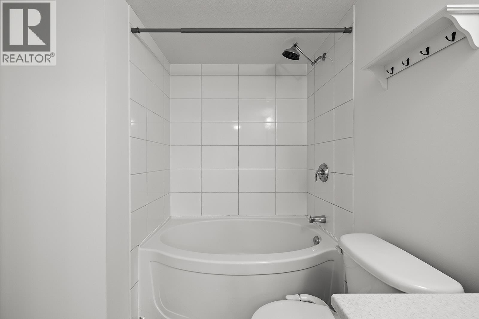 547 Yates Road Unit# 405