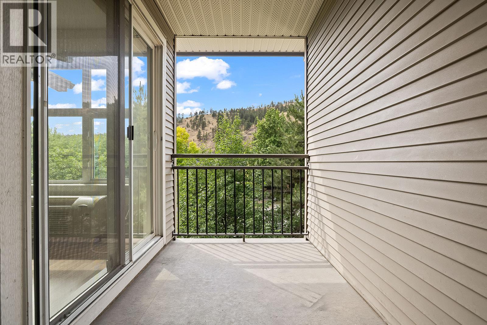 547 Yates Road Unit# 405