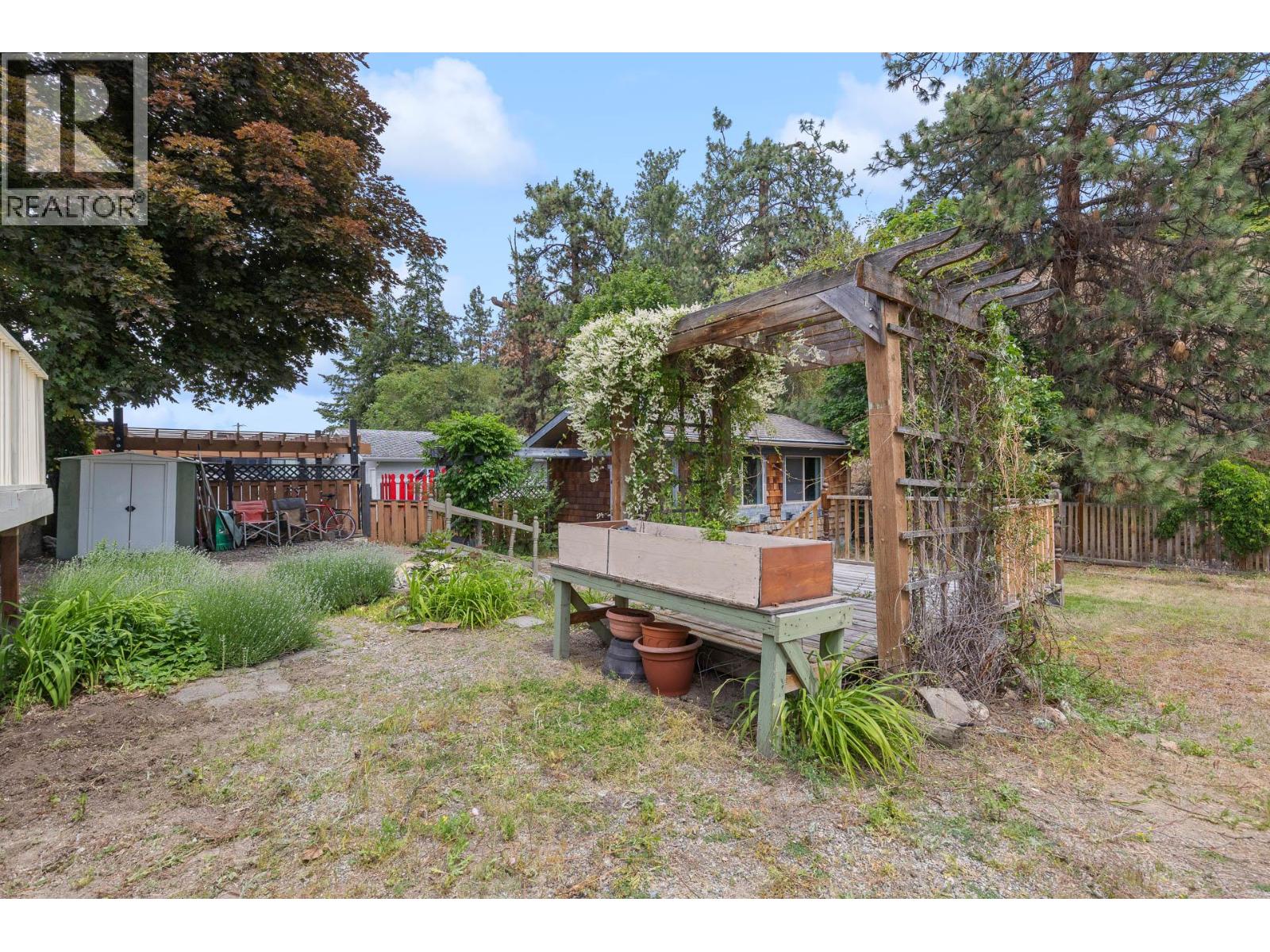 975 Neptune Road