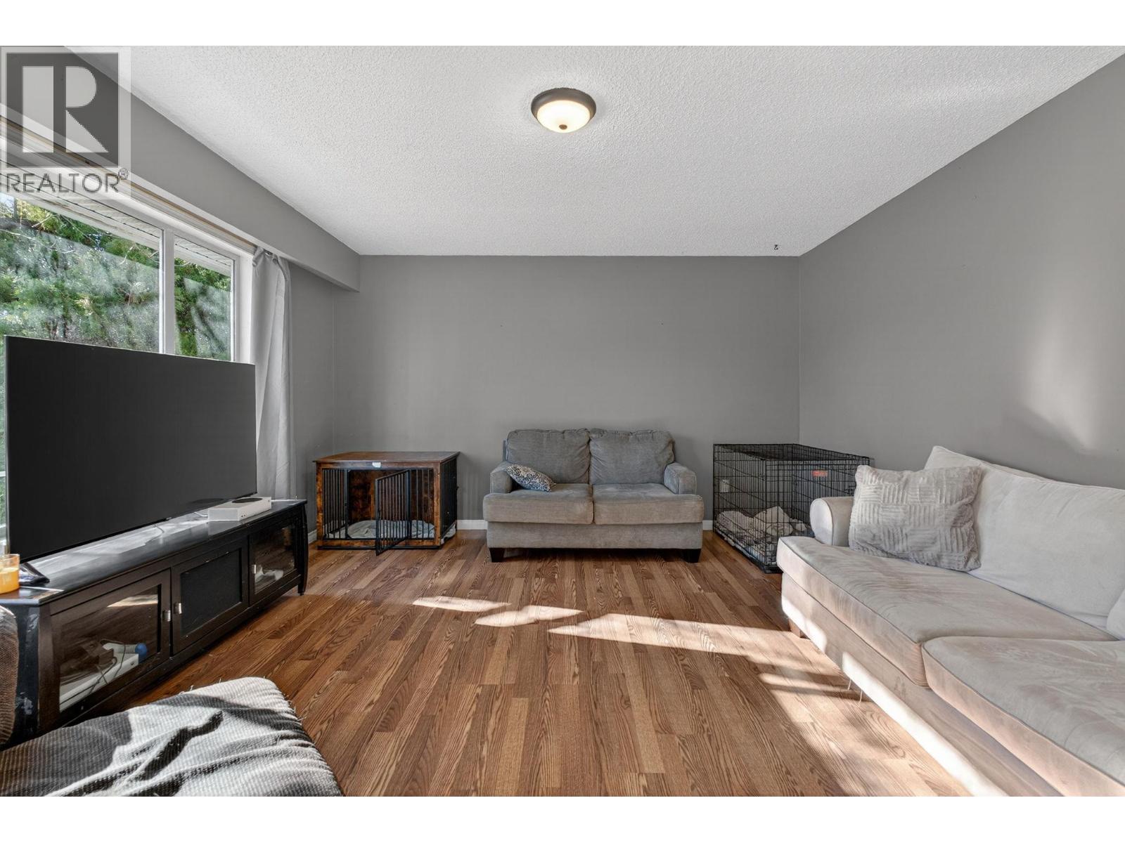 290 Pearson Road
