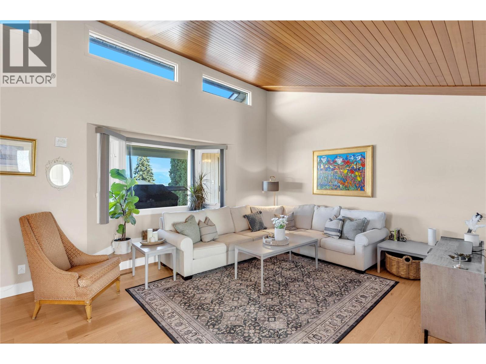 2245 Thacker Drive