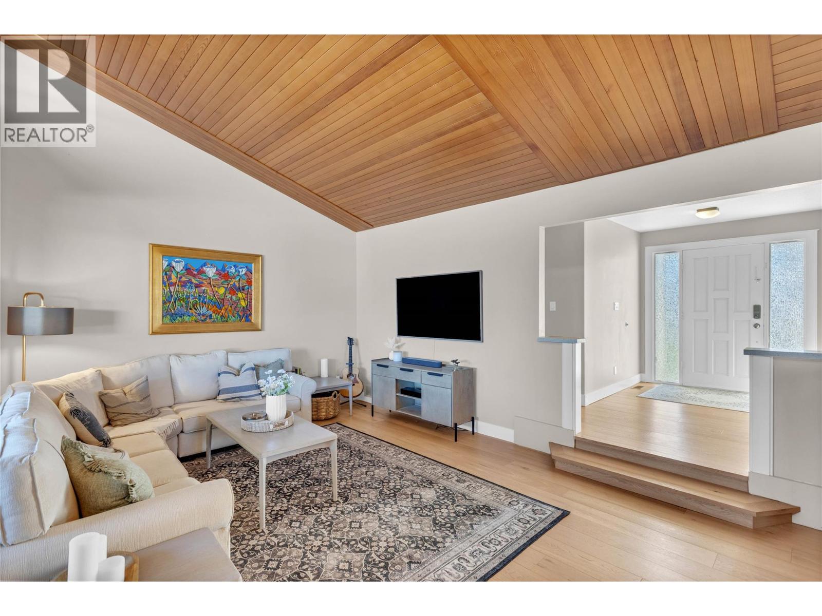 2245 Thacker Drive