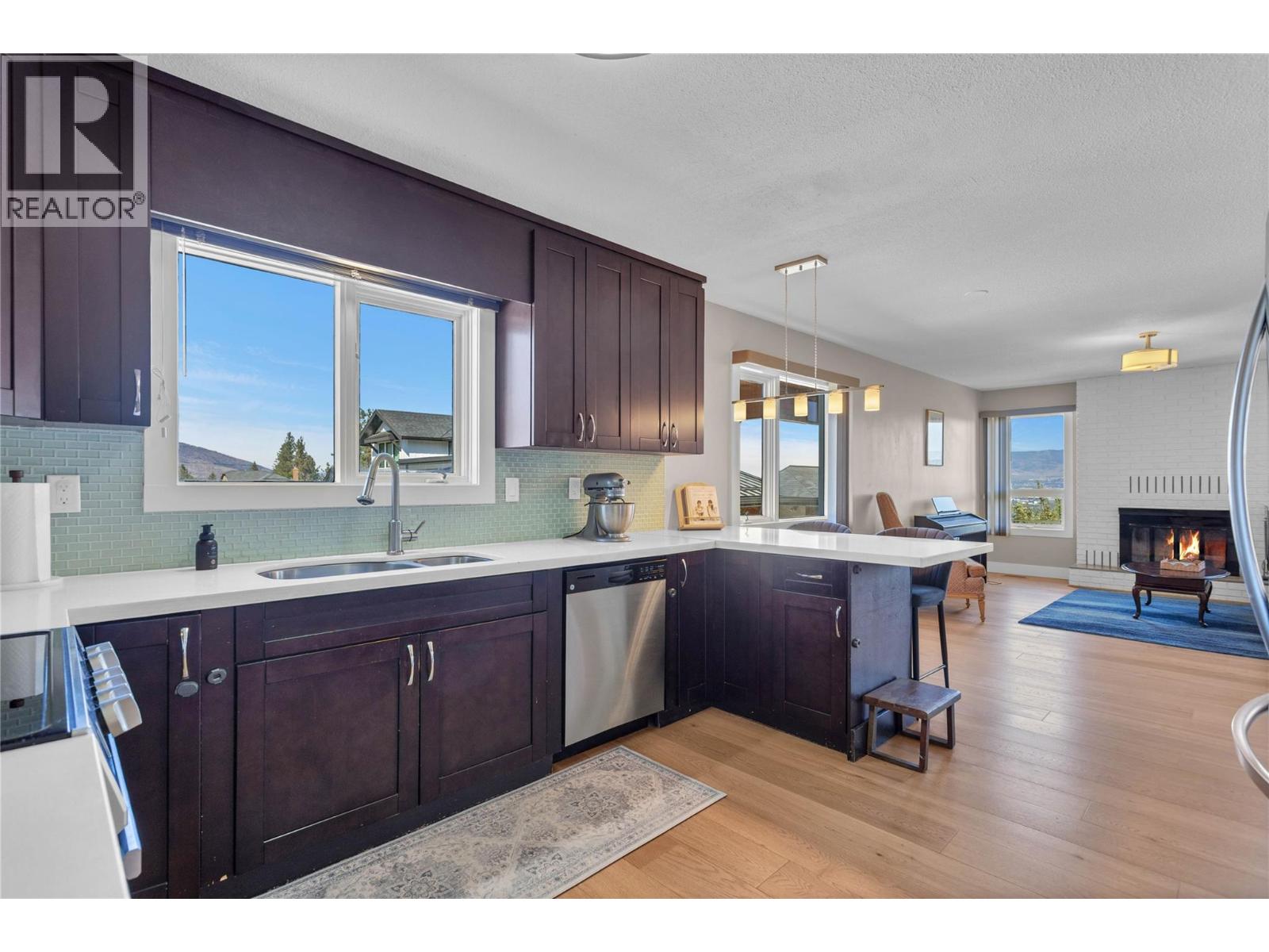 2245 Thacker Drive