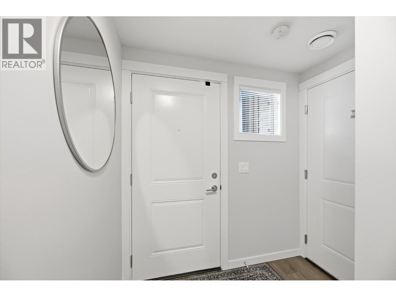 680 Old Meadows Road Unit# 18