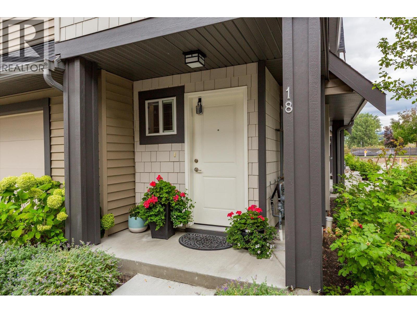 680 Old Meadows Road Unit# 18