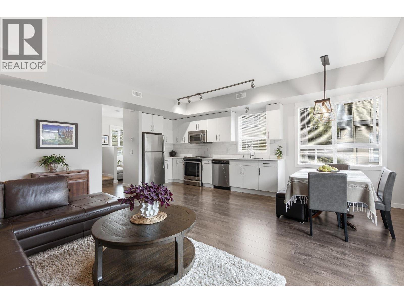 680 Old Meadows Road Unit# 18