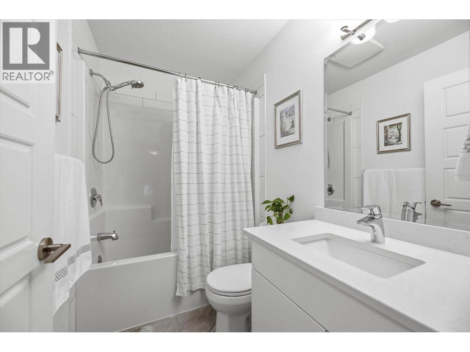 680 Old Meadows Road Unit# 18