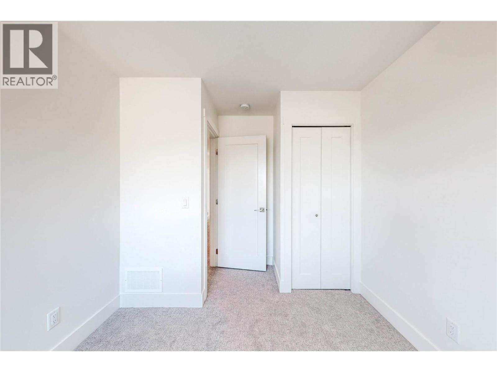 720 Valley Road Unit# 43