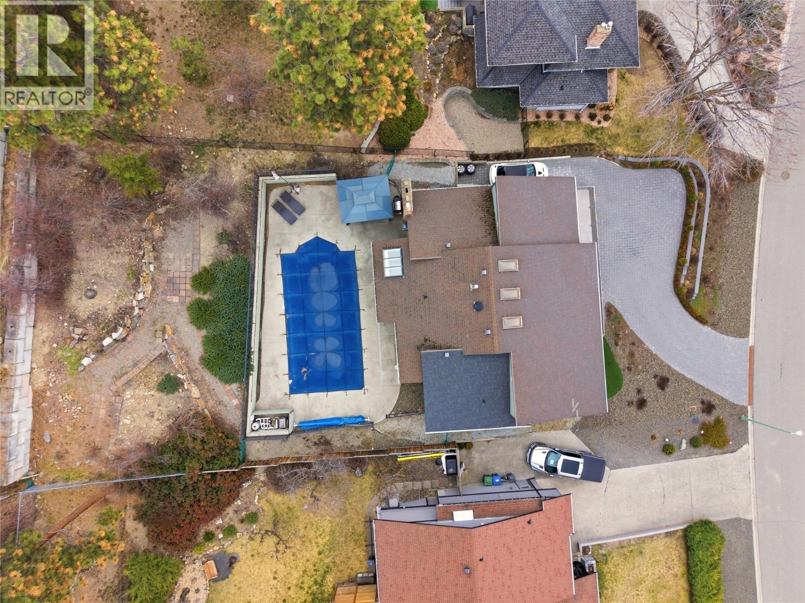 2218 Omineca Place