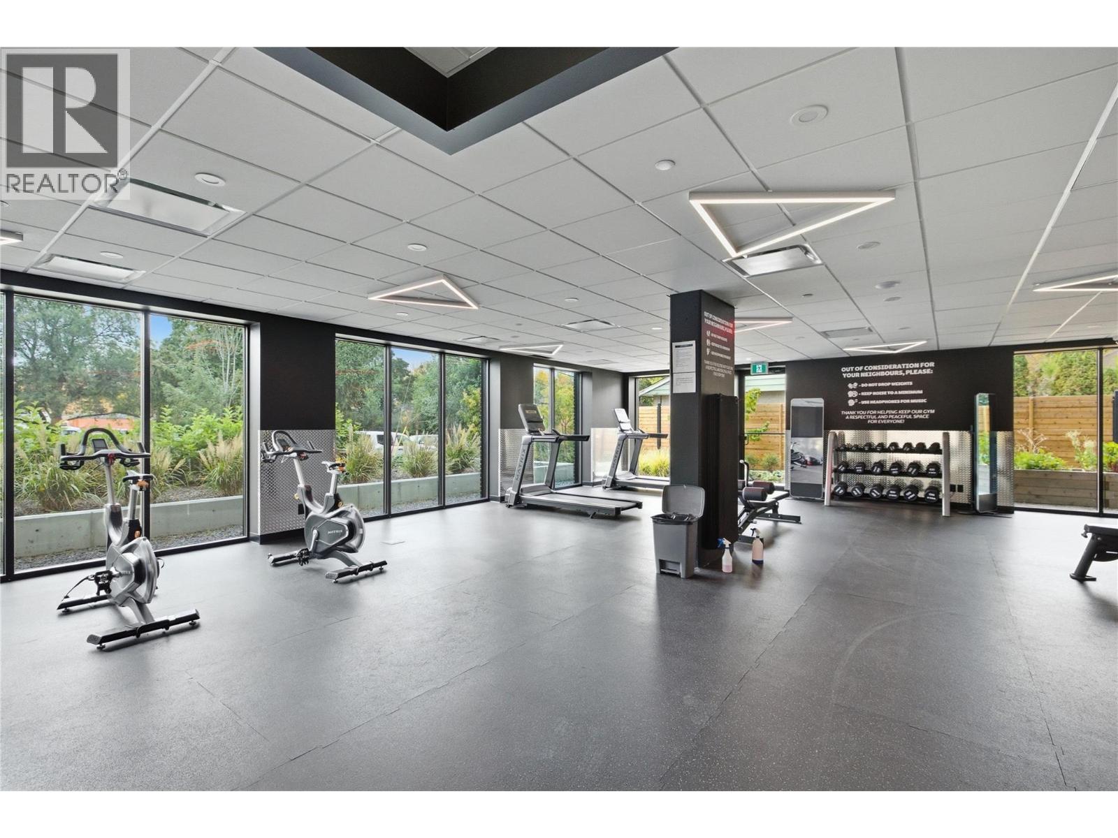 1274 Devonshire Avenue Unit# 445