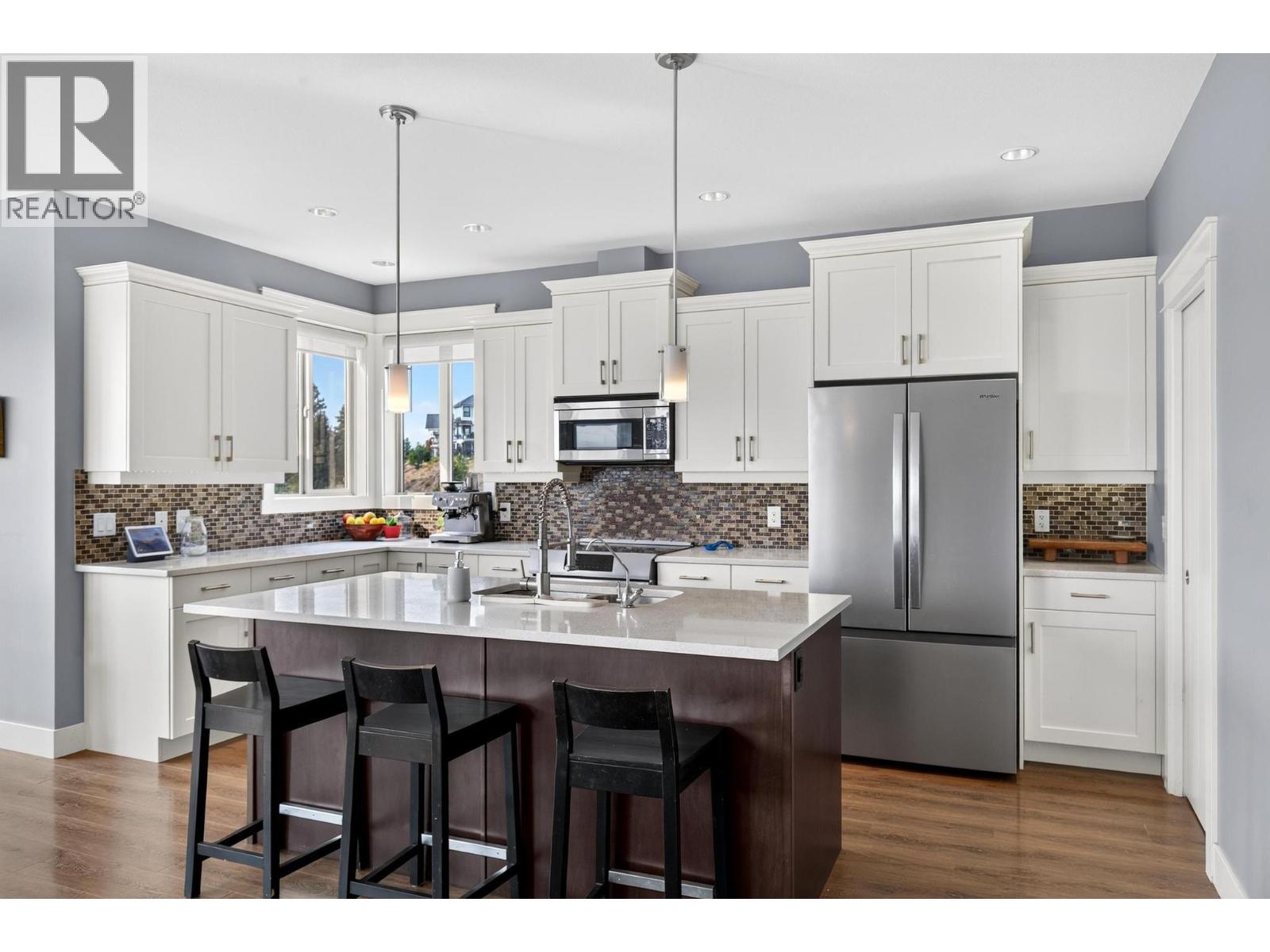 2425 Tallus Heights Drive