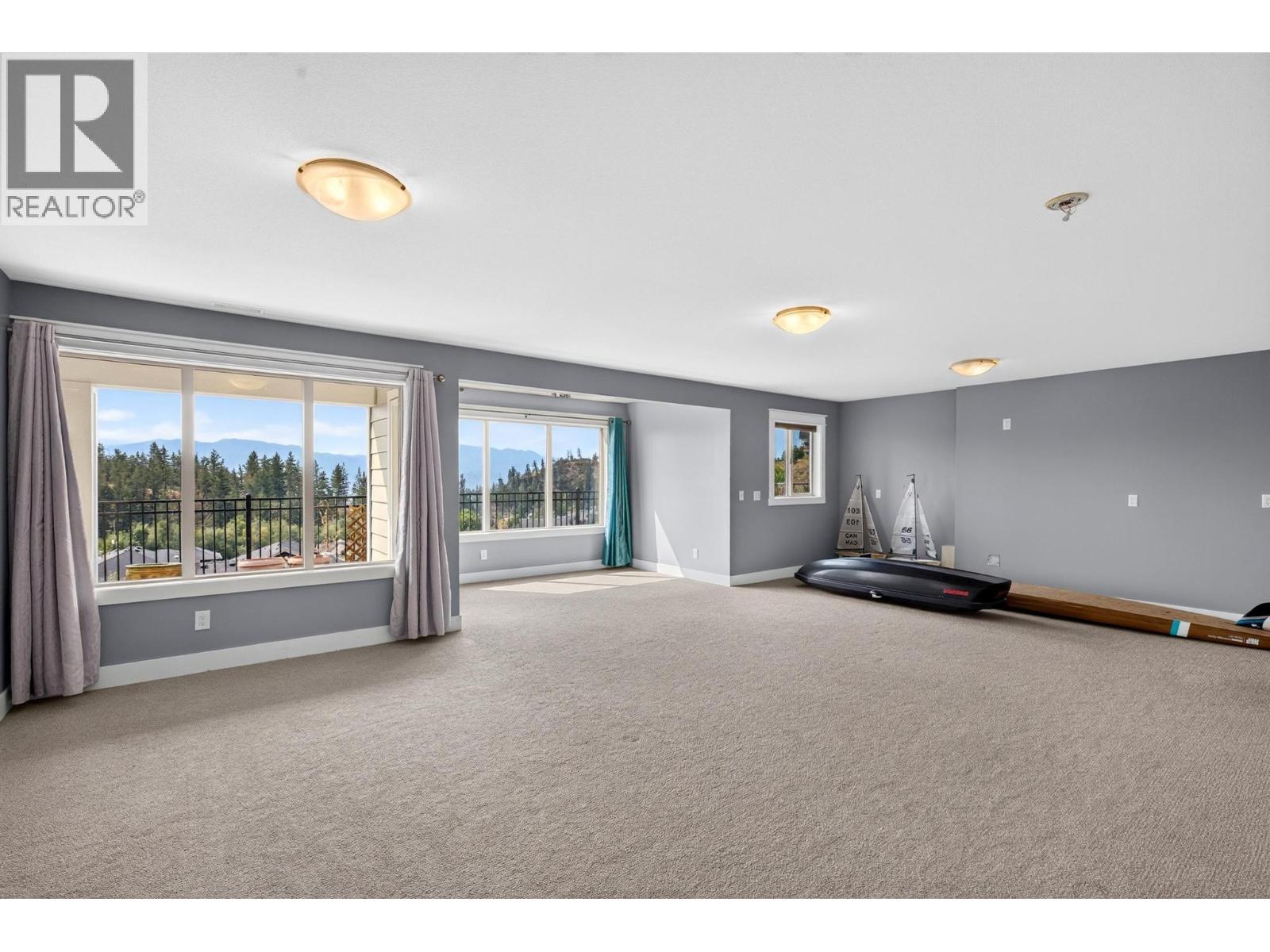 2425 Tallus Heights Drive