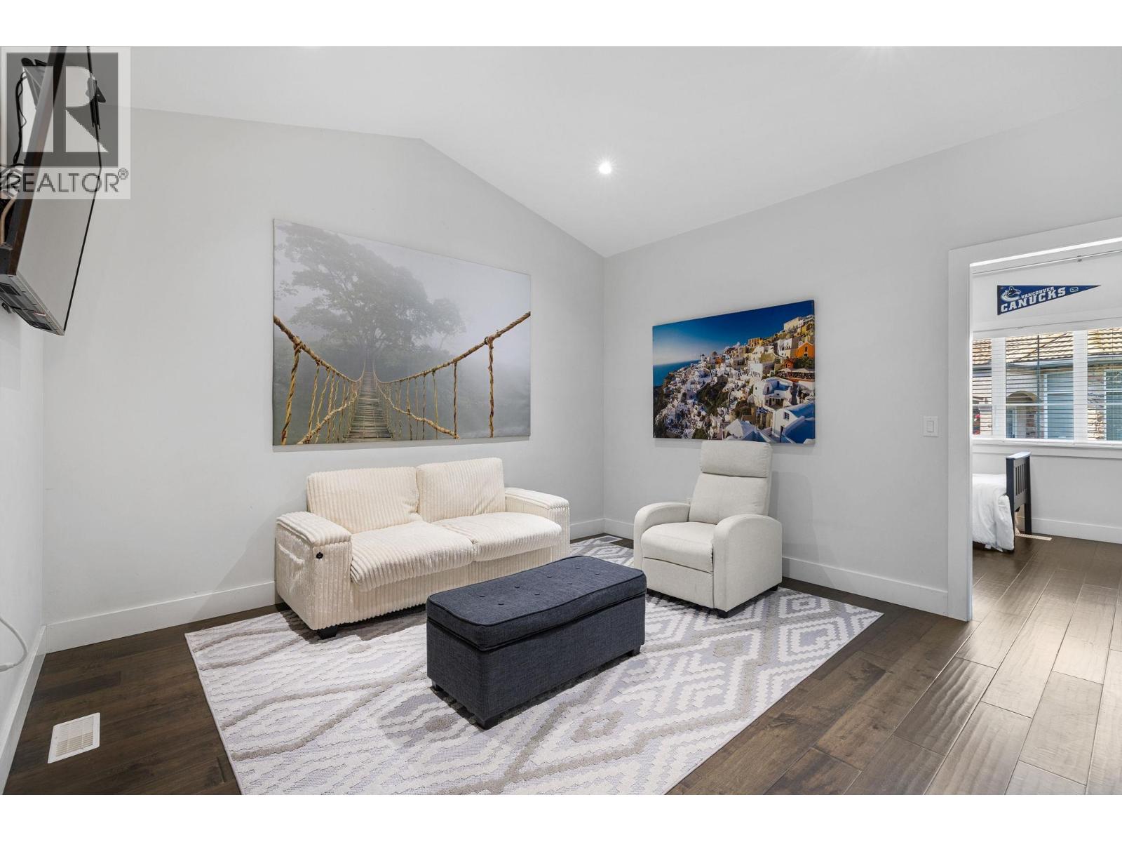 644 Lequime Road Unit# 15