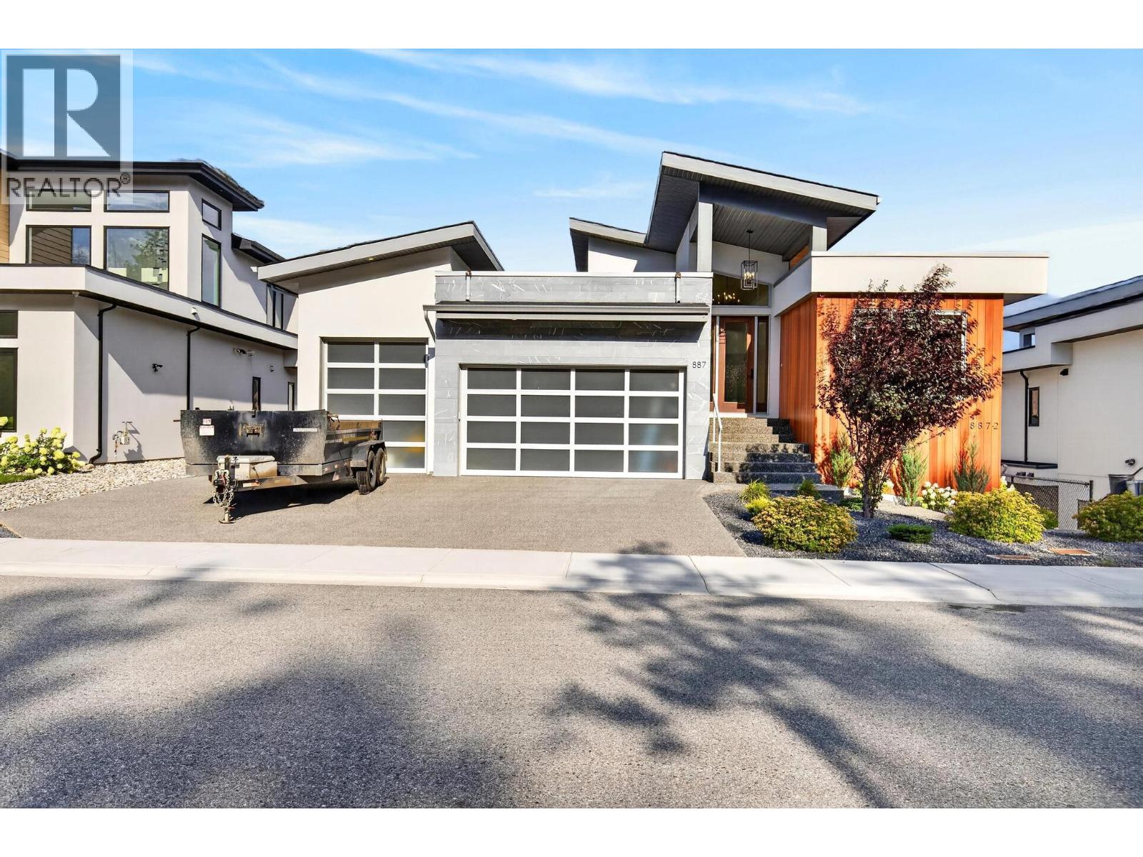 887 Loseth Drive
