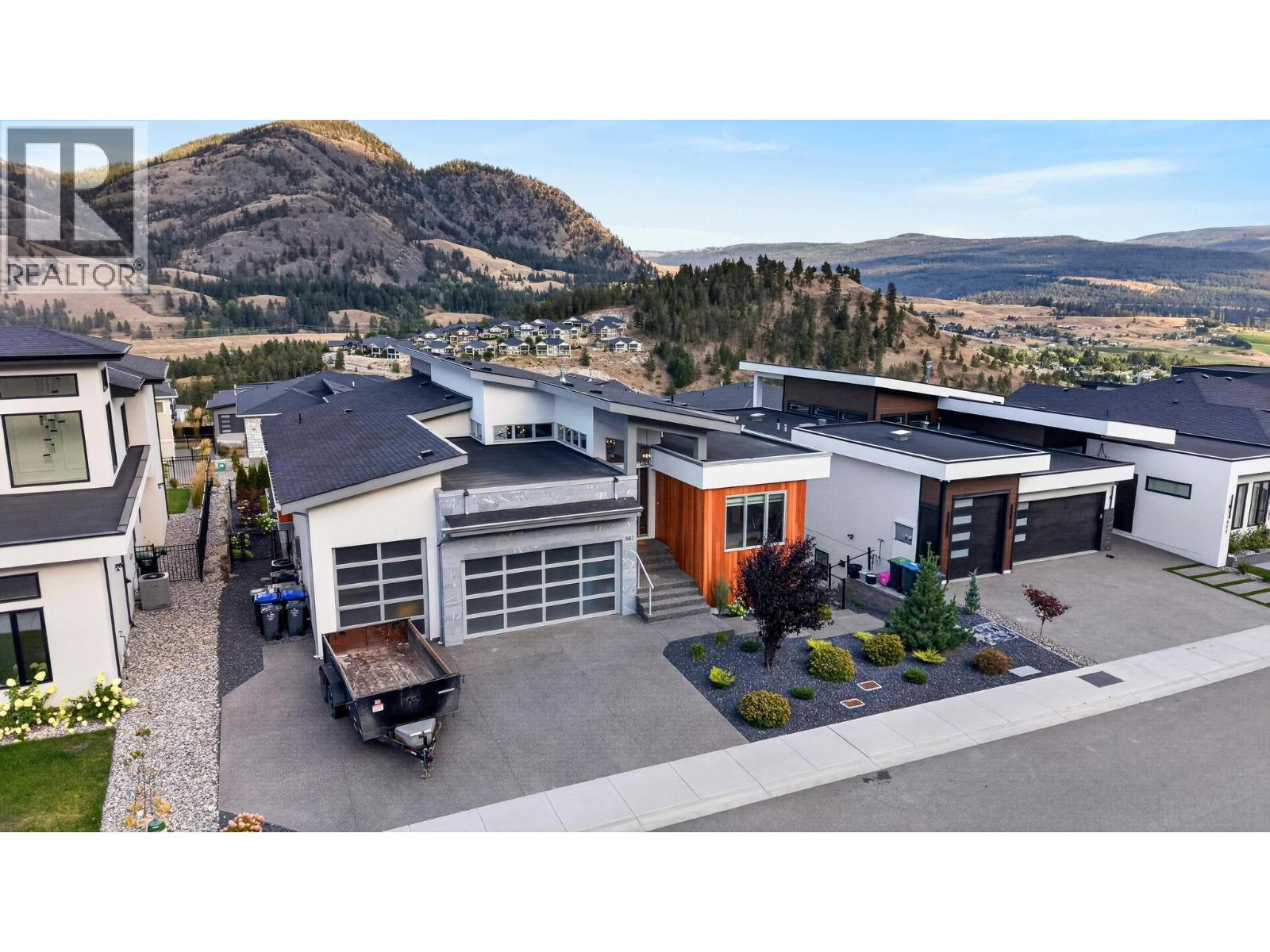 887 Loseth Drive