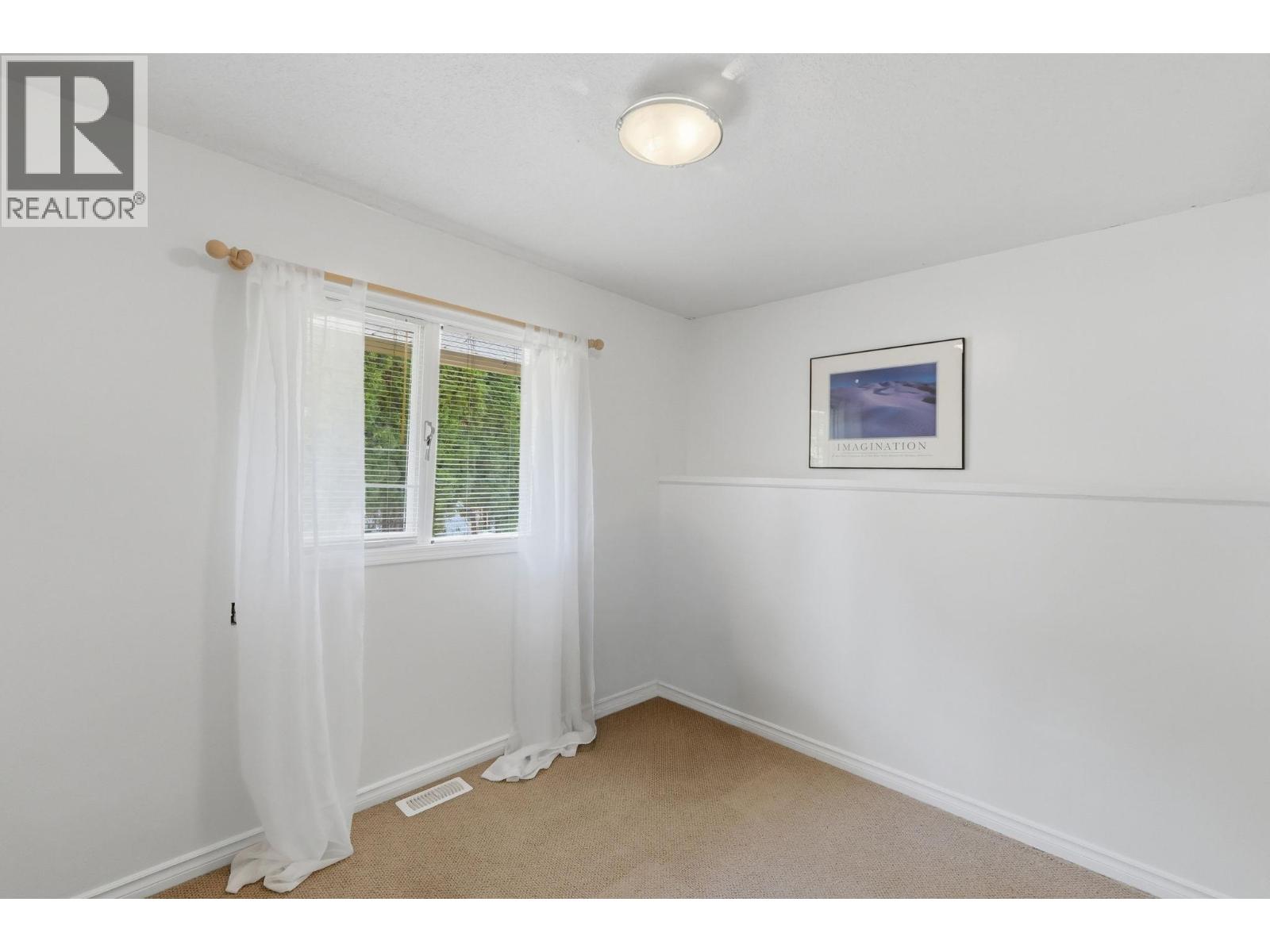 1977 Covington Crescent