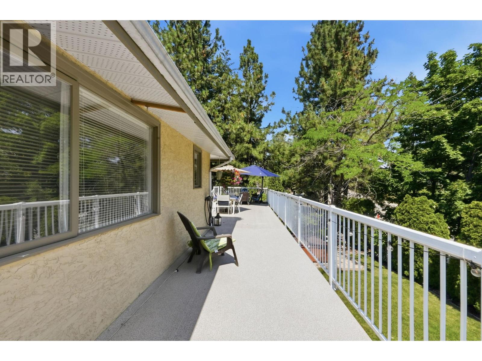 1977 Covington Crescent