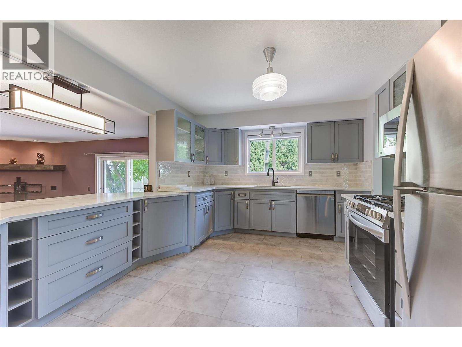 1852 Crossglen Court