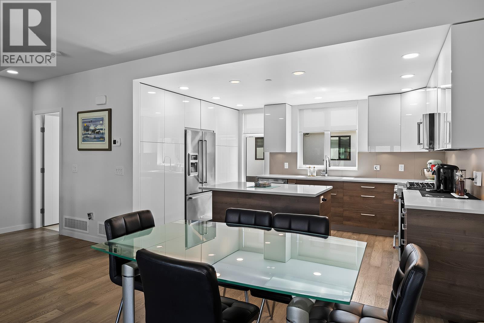 1515 Highland Drive N Unit# 20