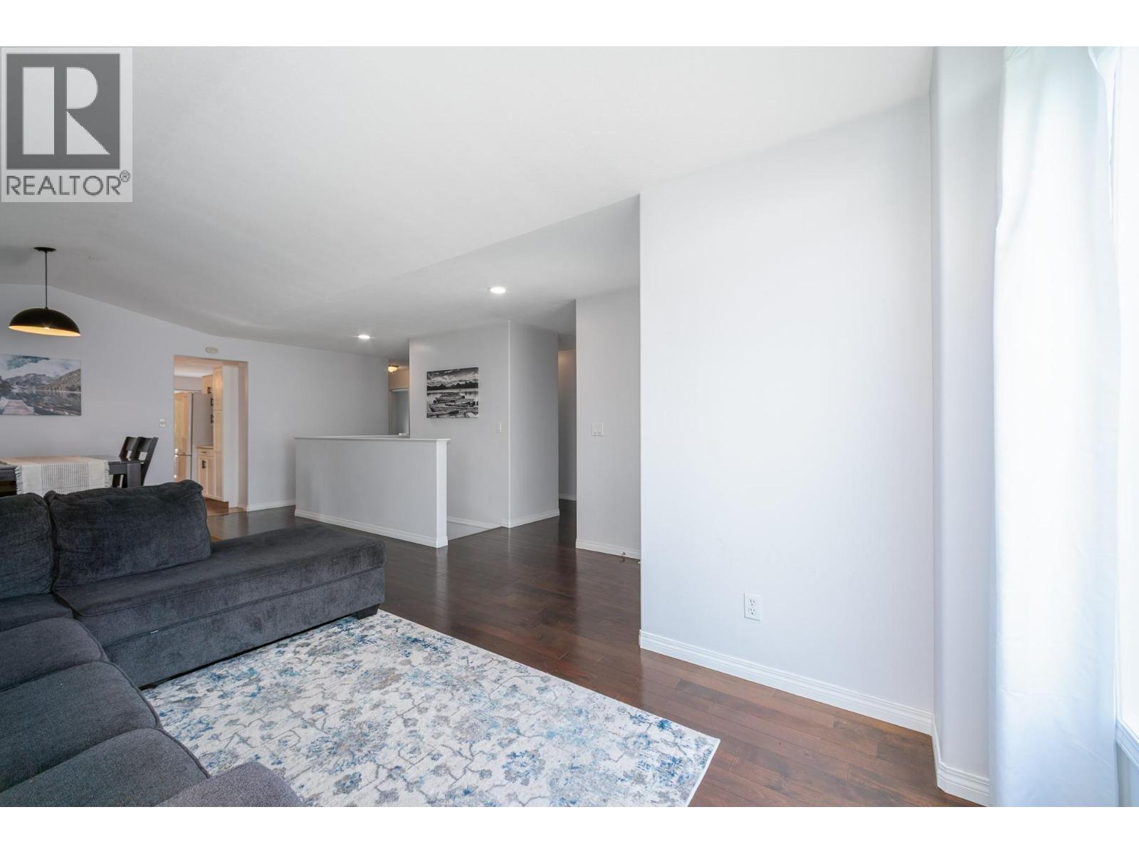 110 Wyndham Crescent