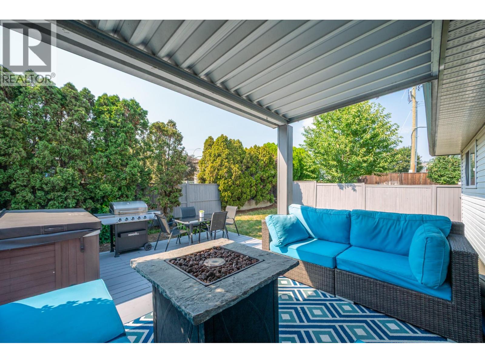 110 Wyndham Crescent