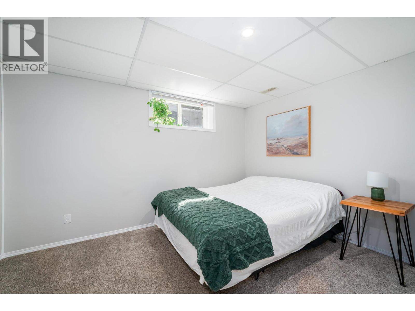 110 Wyndham Crescent