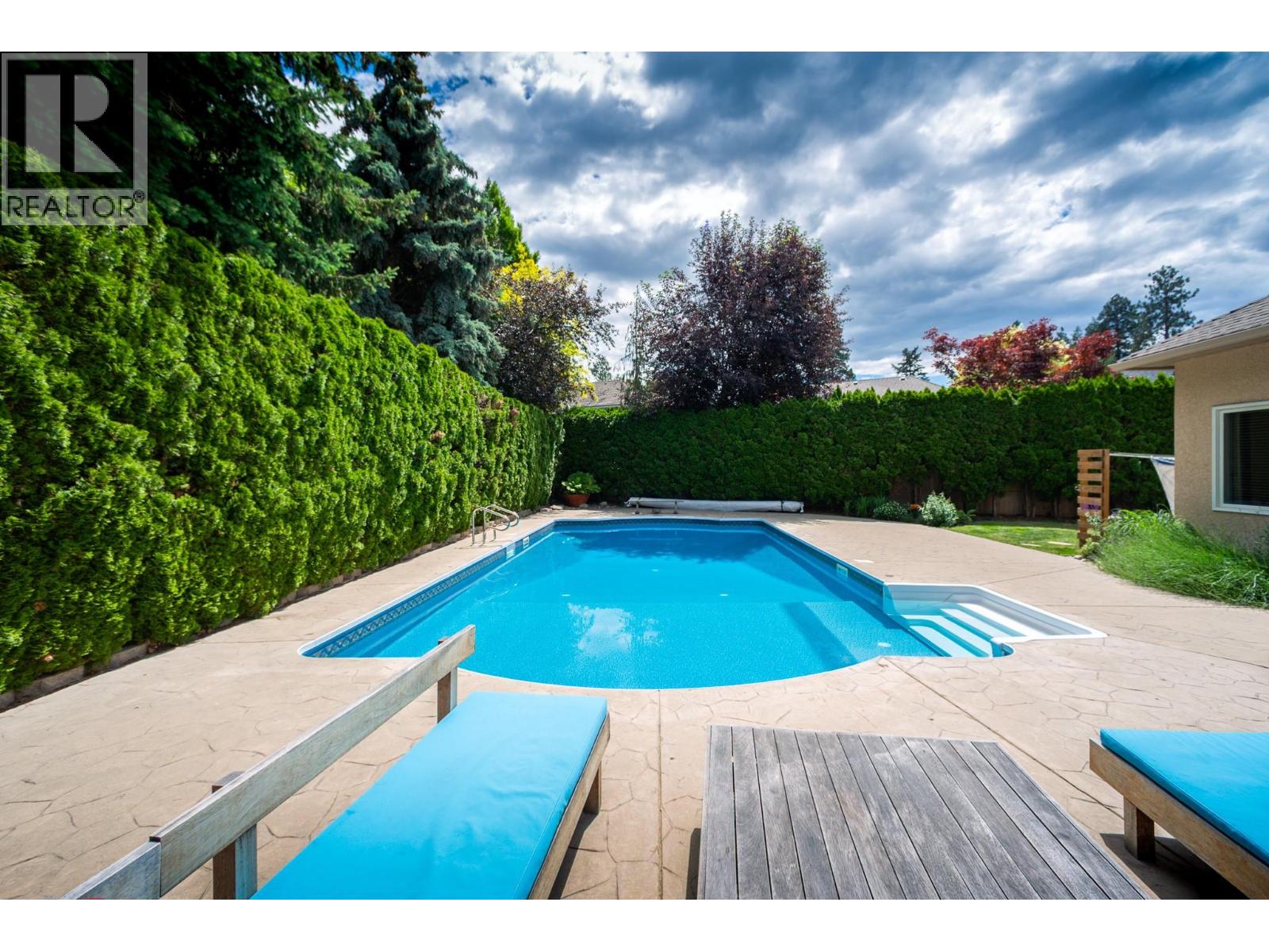 492 Carona Crescent