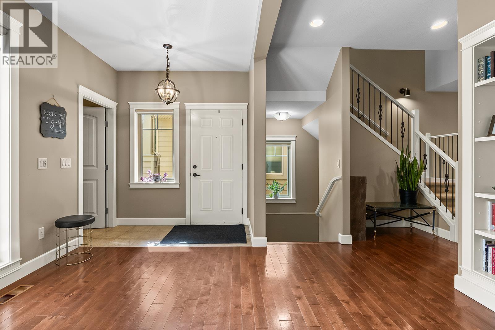 2283 Shannon Heights Court Unit# 6