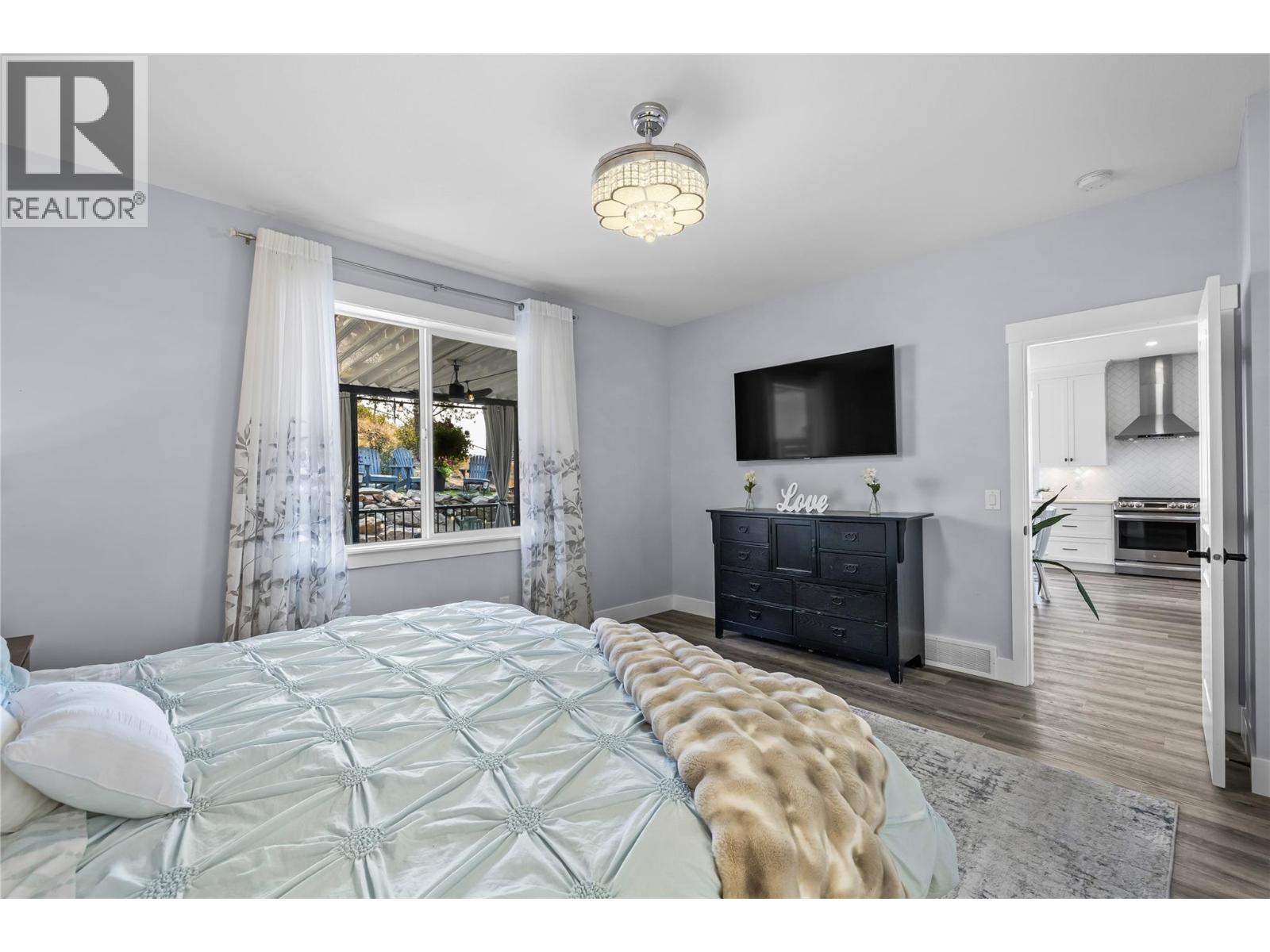 2180 Sunview Drive