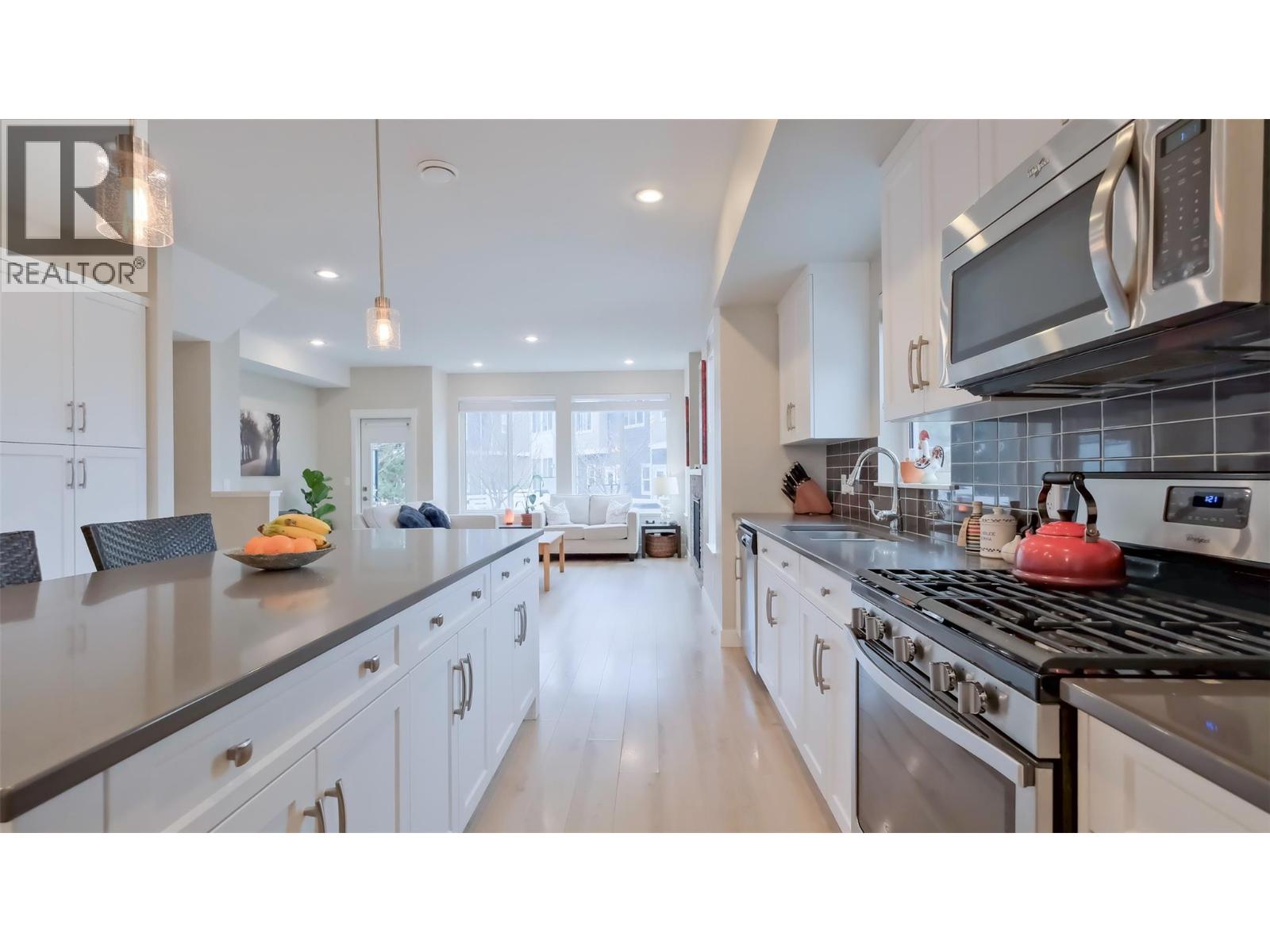 2490 Tuscany Drive Unit# 82