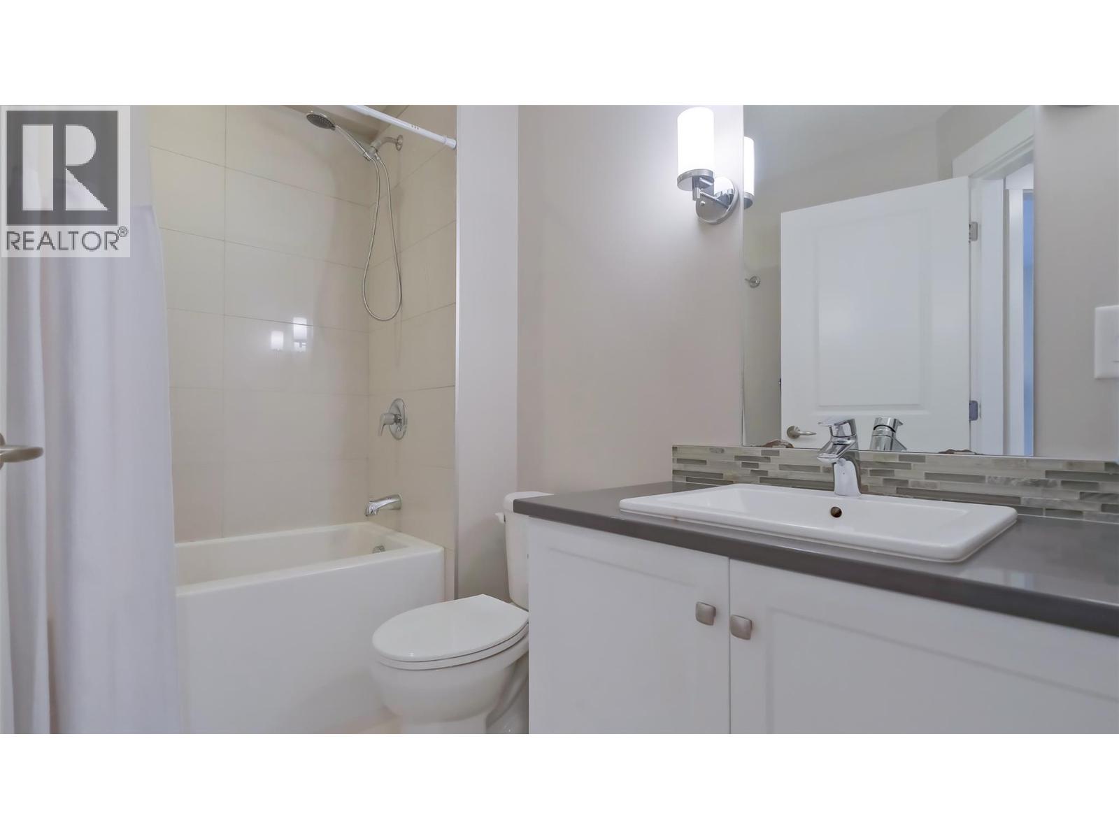 2490 Tuscany Drive Unit# 82