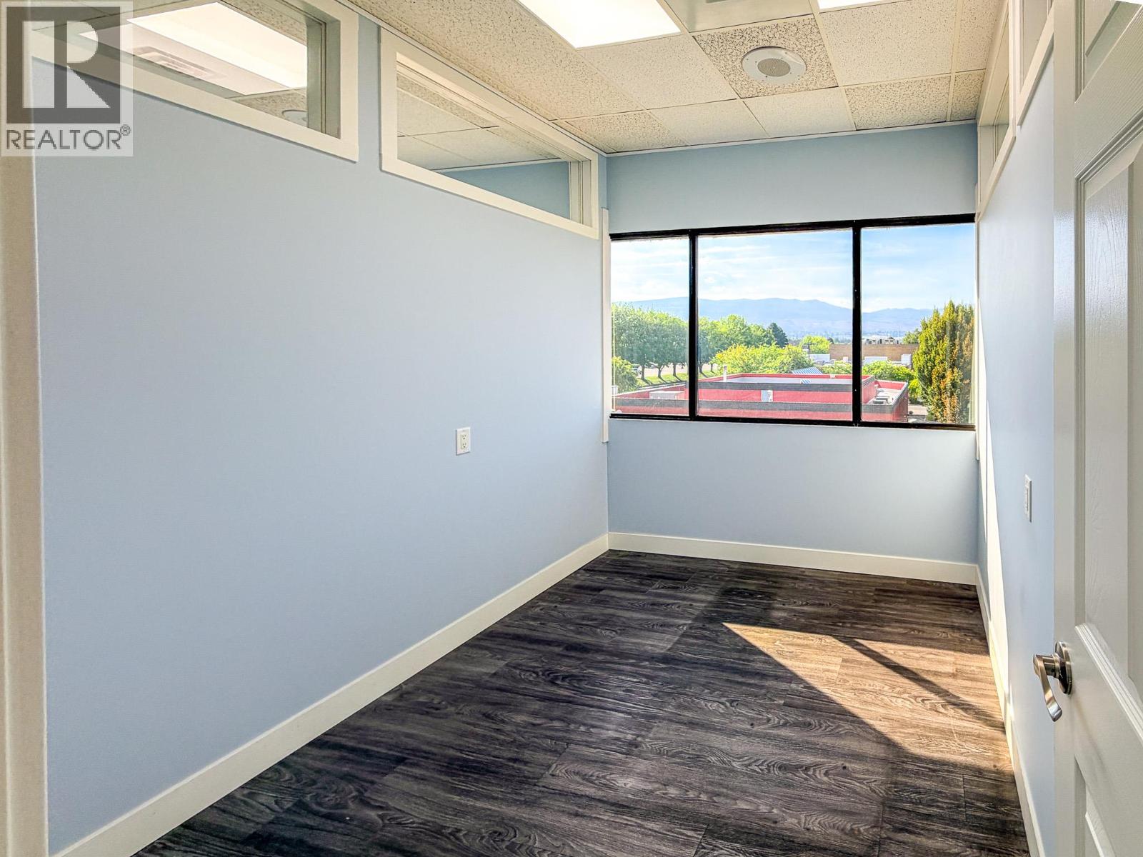 1890 Cooper Road Unit# 209