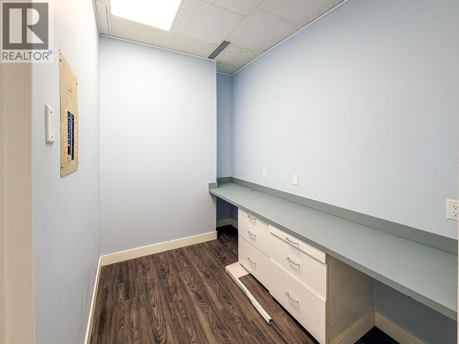 1890 Cooper Road Unit# 209
