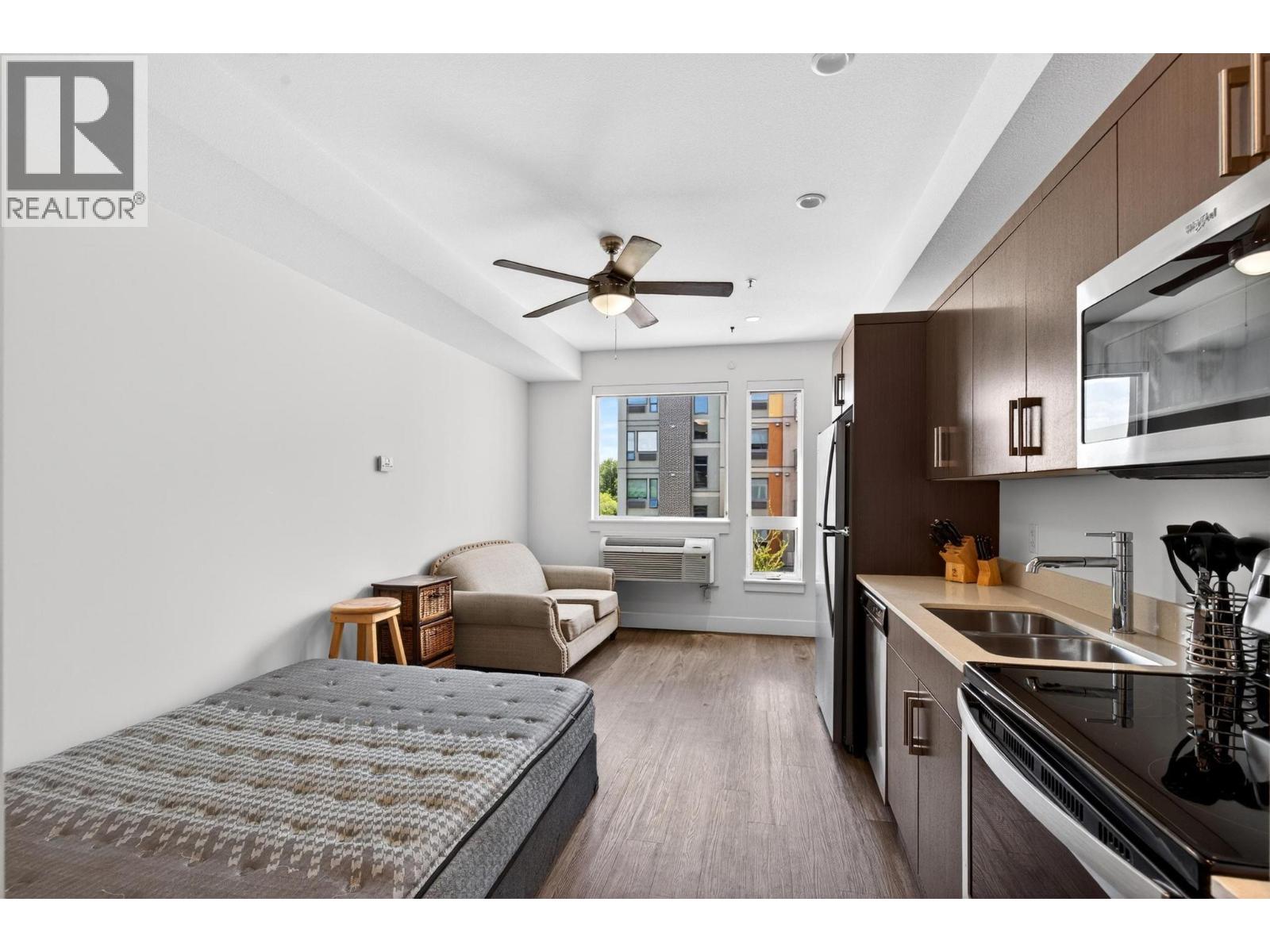 925 Leon Avenue Unit# 424