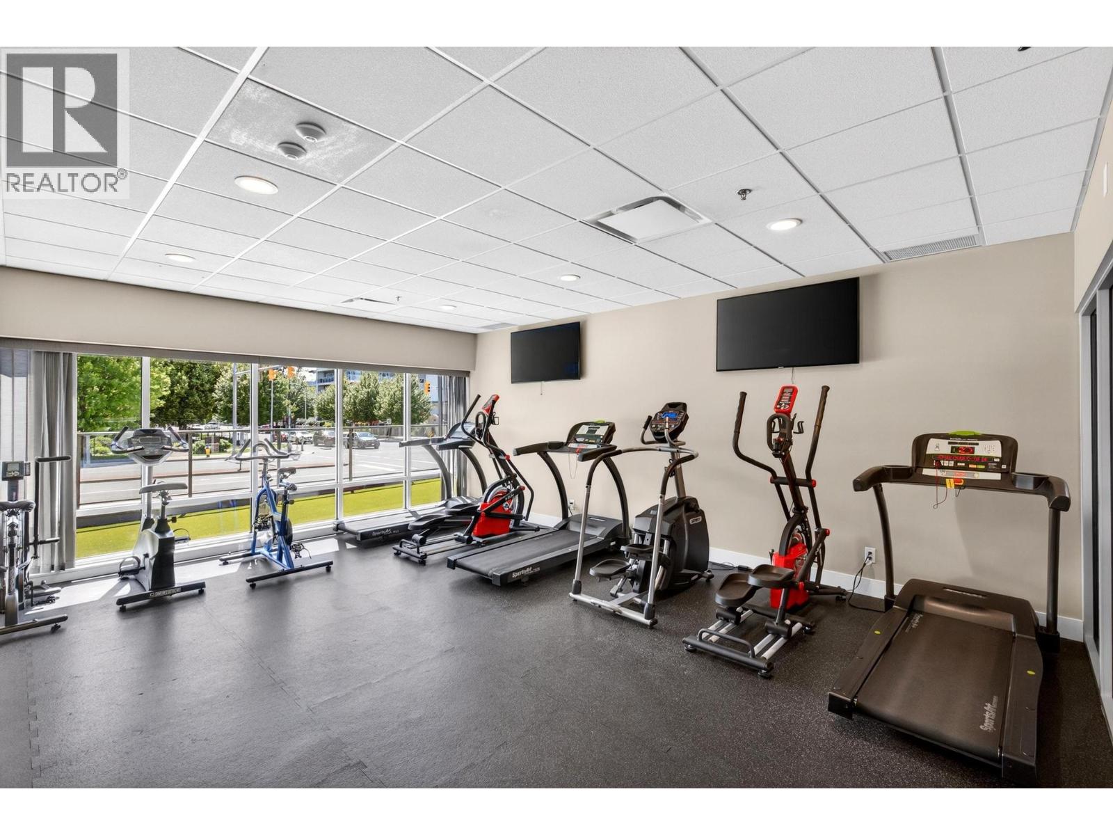 925 Leon Avenue Unit# 424