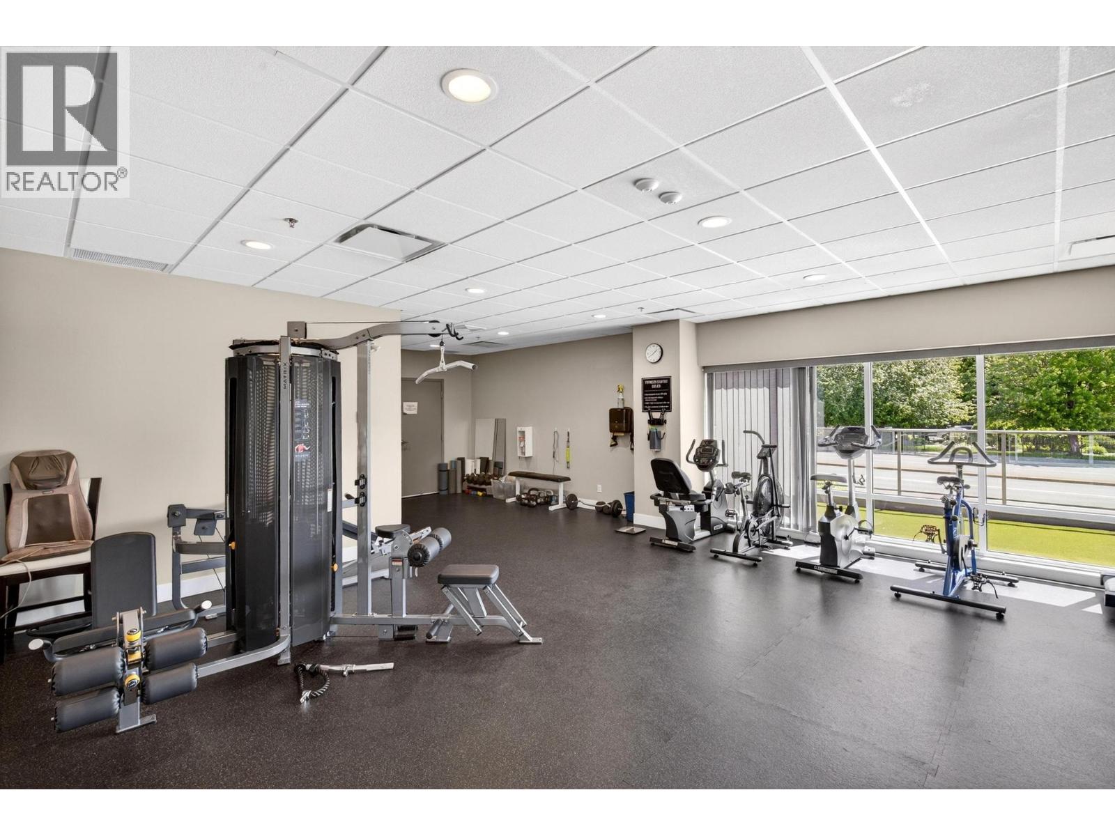 925 Leon Avenue Unit# 424