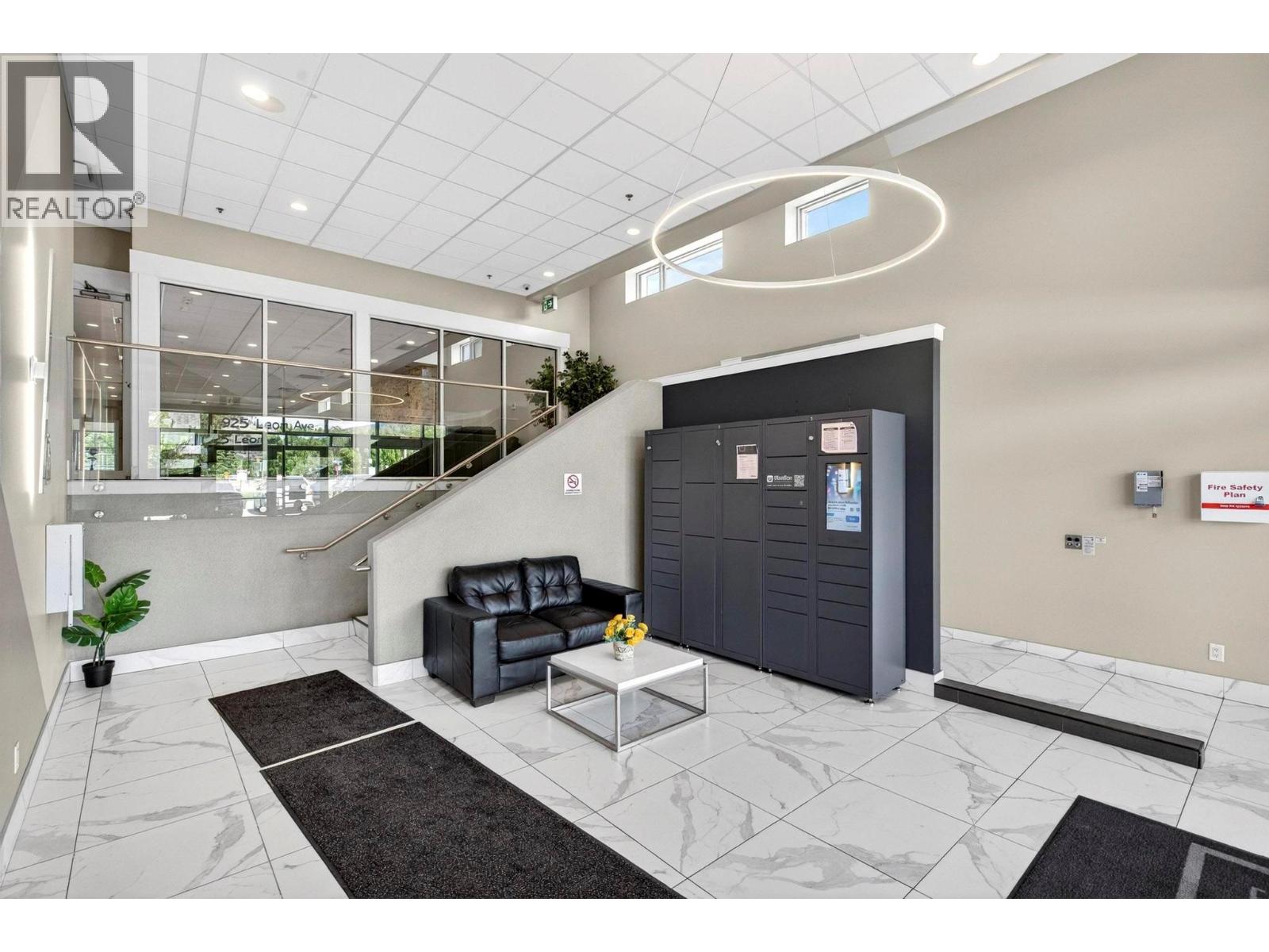 925 Leon Avenue Unit# 424