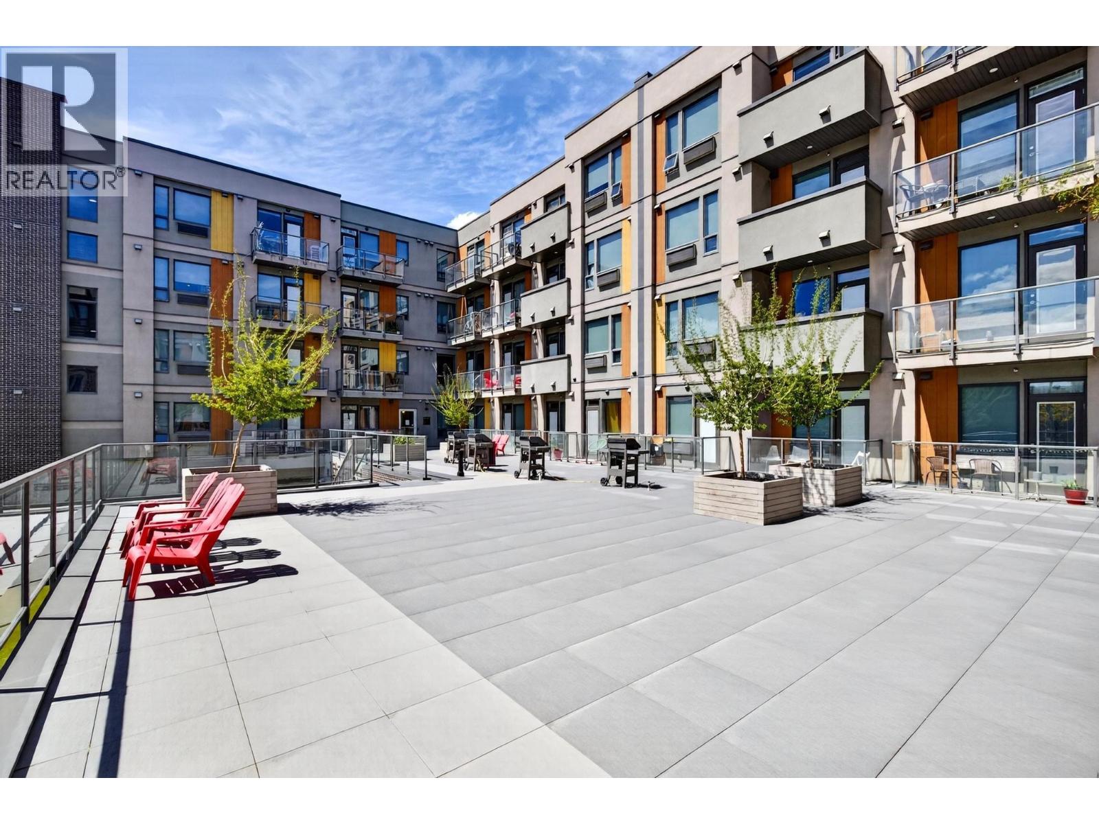 925 Leon Avenue Unit# 424