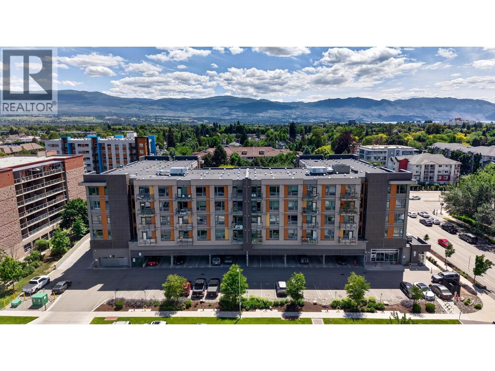 925 Leon Avenue Unit# 424