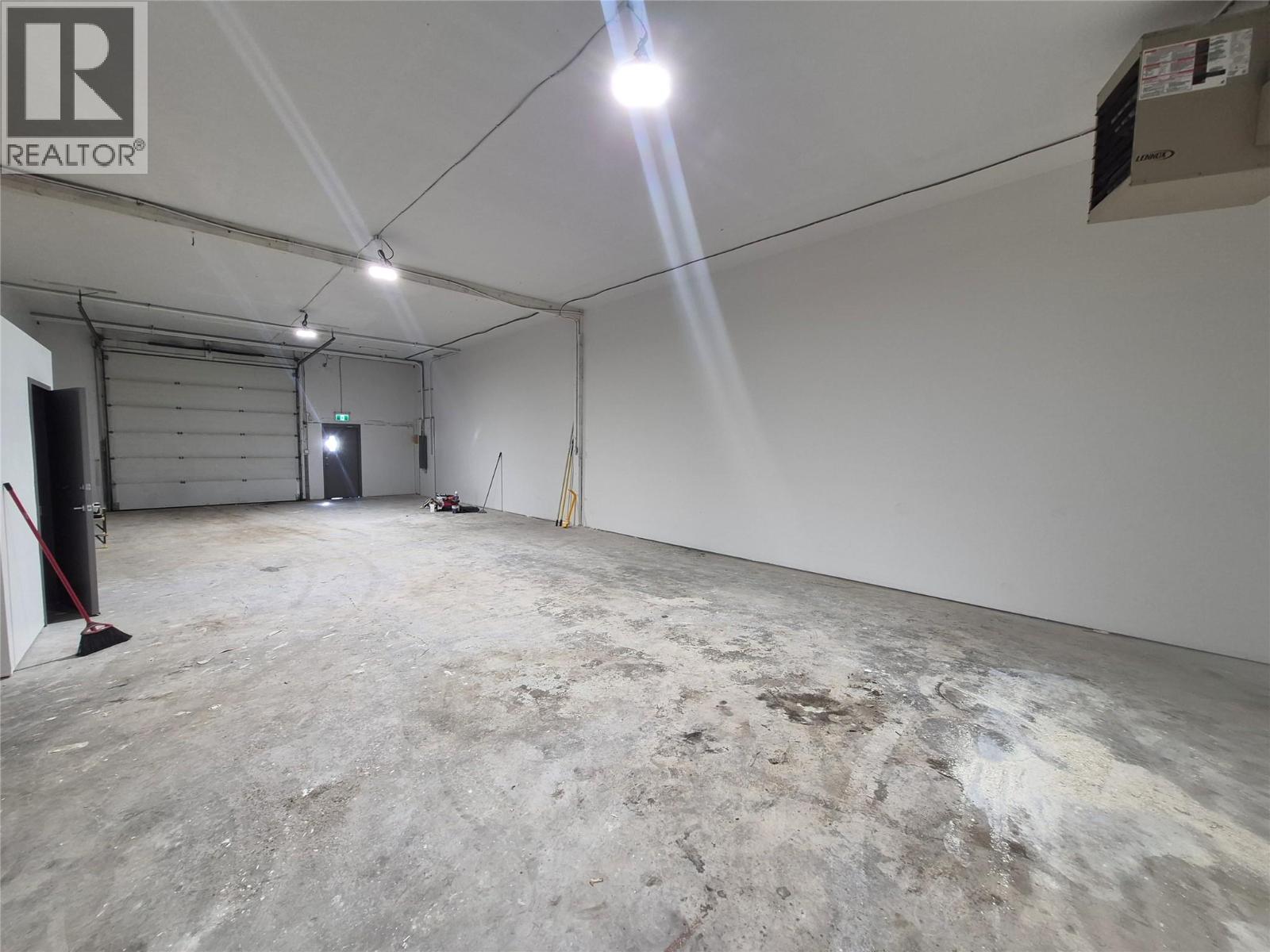 880 Leathead Road Unit# 3