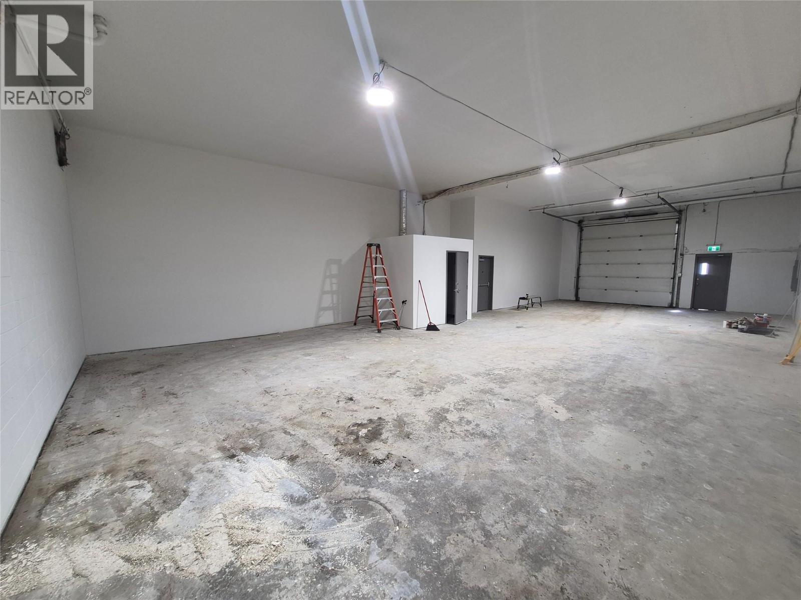 880 Leathead Road Unit# 3