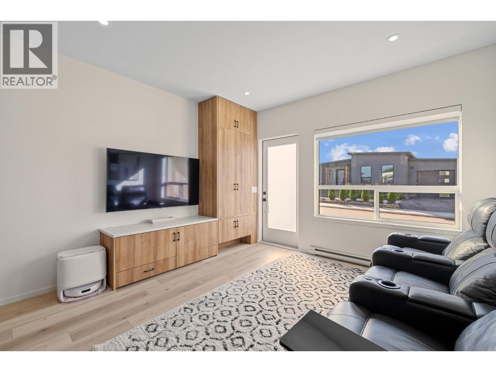 8900 Jim Bailey Road Unit# 6