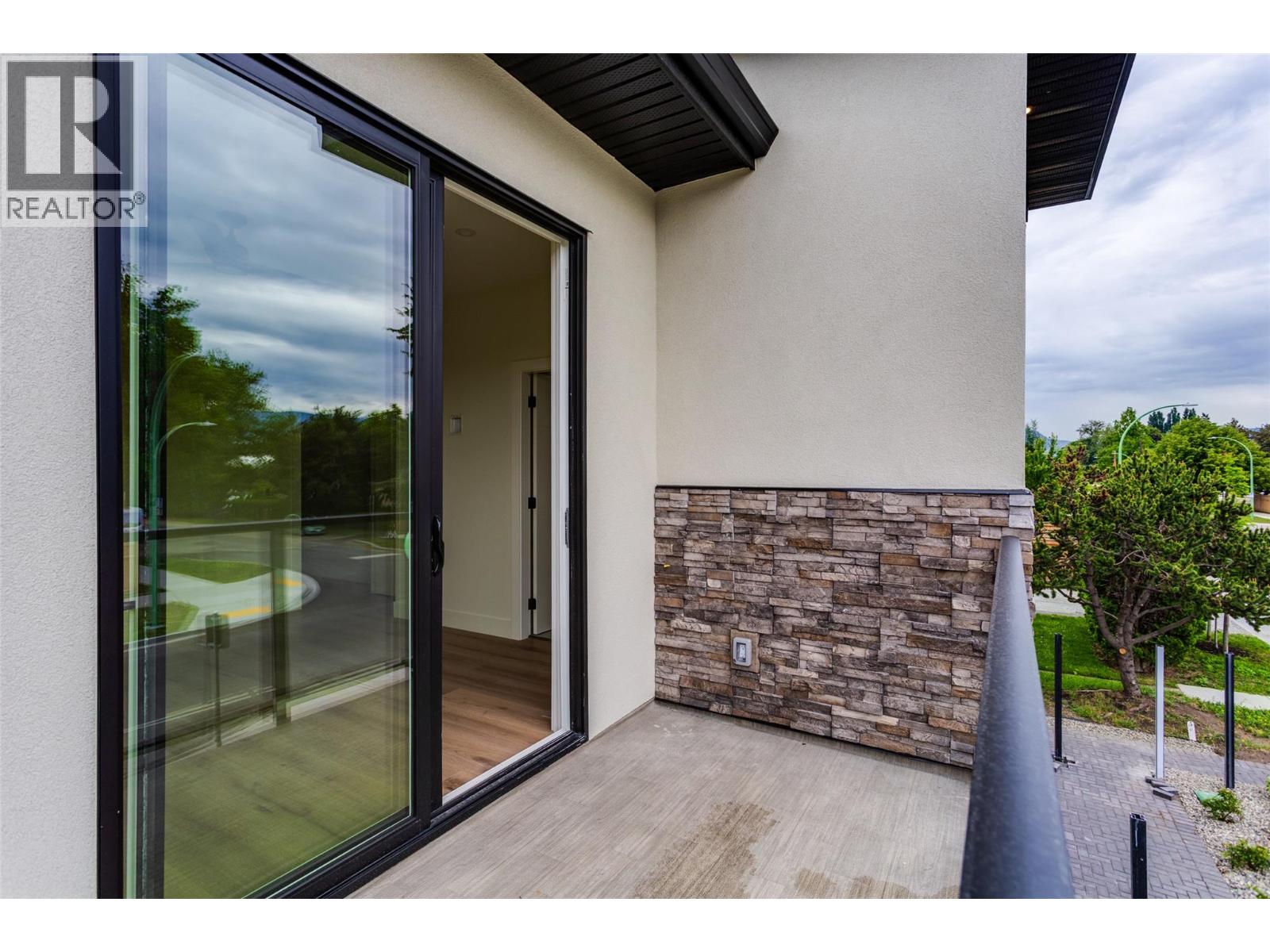796 Glenwood Avenue Unit# 2