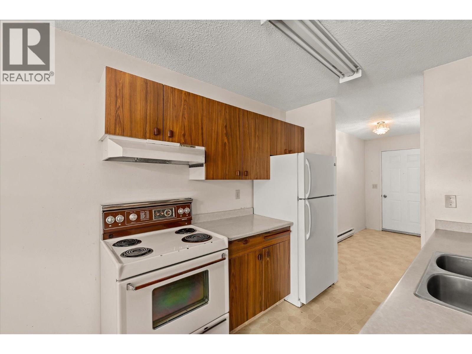 880 Badke Road Unit# 203A